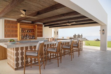 Poolside bar
