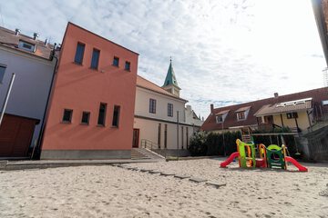 Children's play area - outdoor