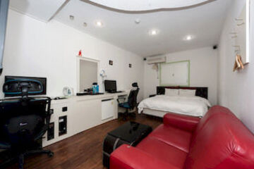 Photo 7