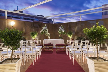 Indoor wedding