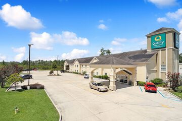 Quality Inn & Suites
