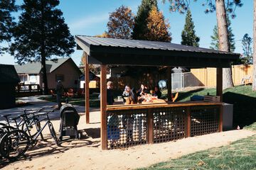 BBQ/picnic area