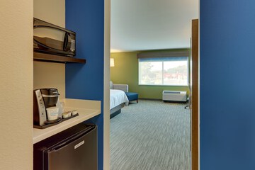 Room 41 of 70