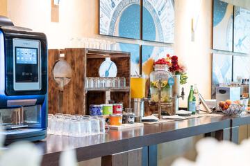 Breakfast area
