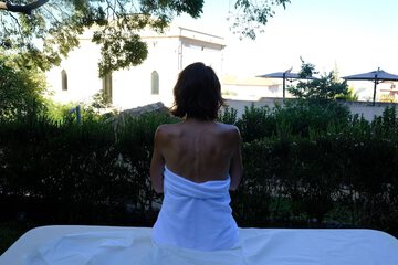 Massage in accommodation