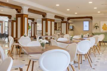 Coffee shop
