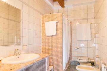 Photo 49
