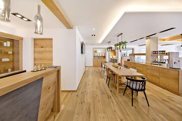 Spa reception