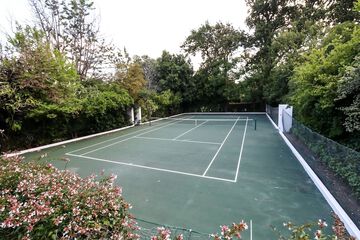 Tennis court