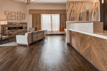 Hotel Interior 10 of 57