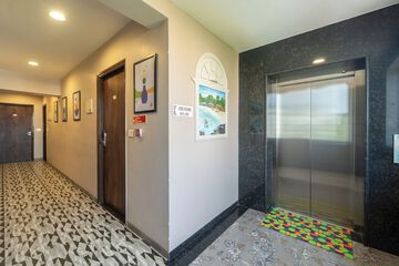 Elevator