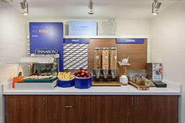 Breakfast/Coffee Service 36 of 52