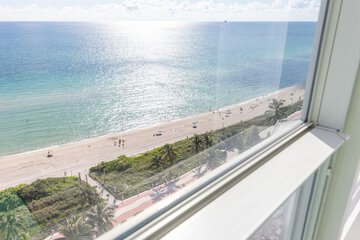Beach/ocean view