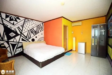 hotel_rooms