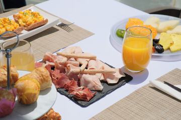 Breakfast meal