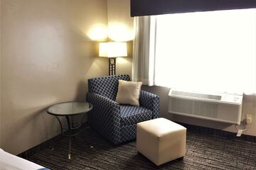 Room 8 of 26
