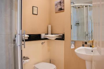Photo 44
