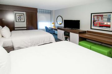 Room 12 of 37