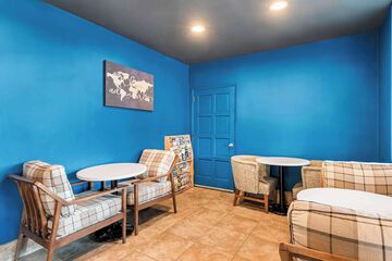 Breakfast/Coffee Service 45 of 48