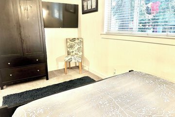 Room 35 of 65