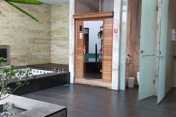 Jetted tub