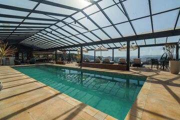 Rooftop pool