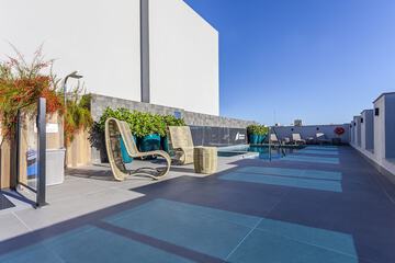 Rooftop pool