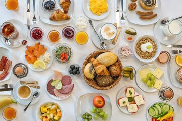 Breakfast meal