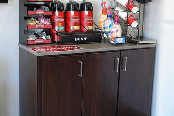 Breakfast/Coffee Service 14 of 14