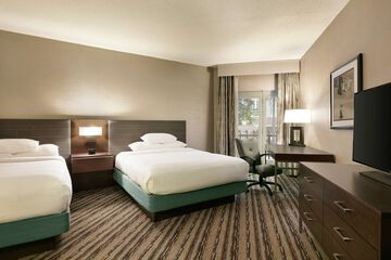 Room 36 of 62