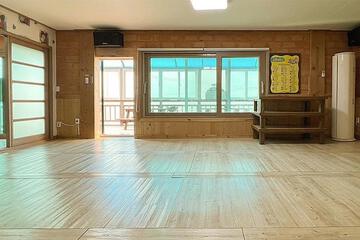 Photo 31