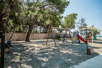 Children's play area - outdoor