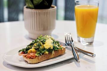 Breakfast meal
