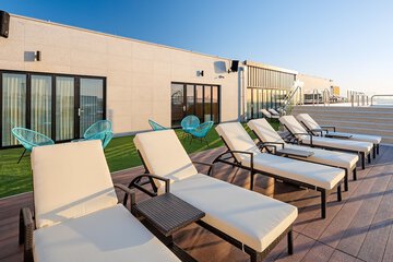 Rooftop pool