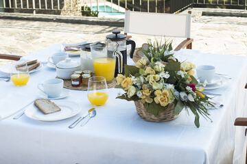 Breakfast meal