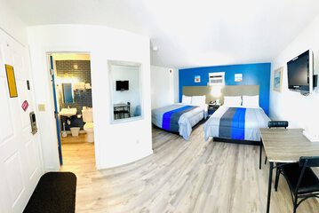 Room 15 of 39