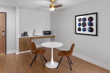 Minibar