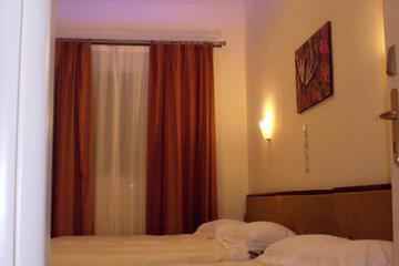 Photo 52
