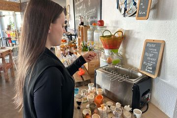 Breakfast area