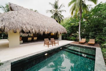 Private pool