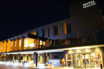 Front of property - evening/night