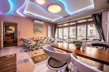 Cafe