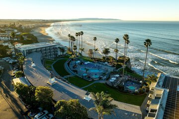 SeaCrest OceanFront Hotel