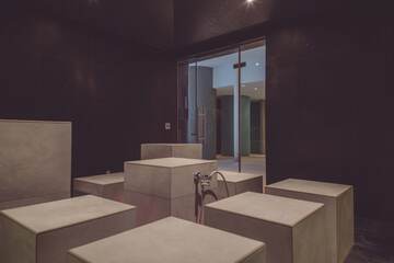 Steam room