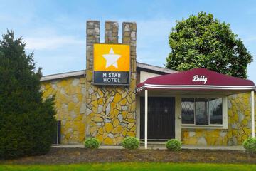 M Star Columbus North