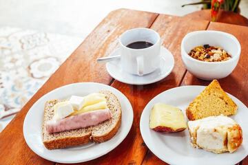 Breakfast meal