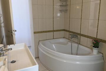 Photo 52