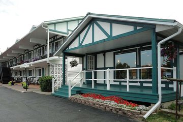 Country Squire Resort