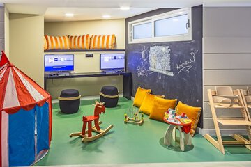 Children's play area - indoor