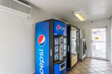 Vending machine